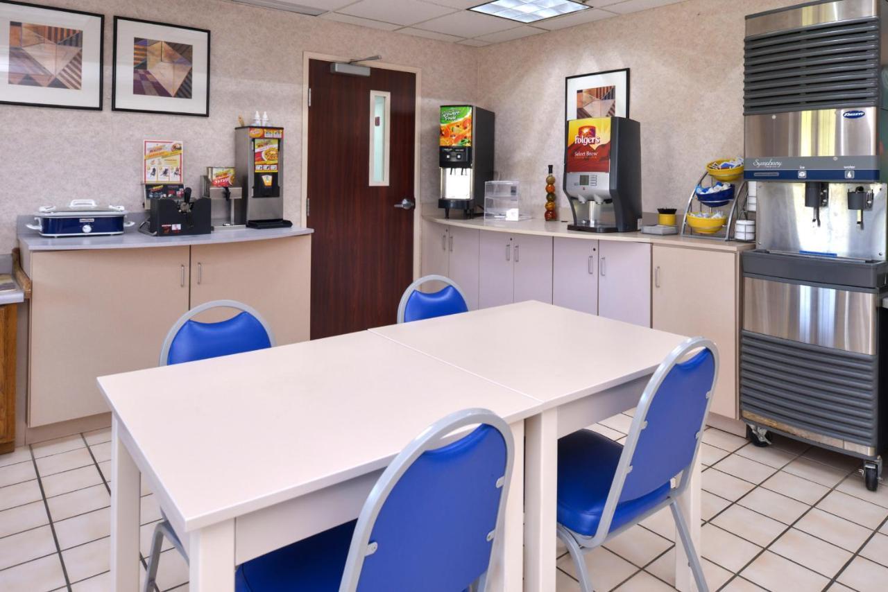 Americas Best Value Inn&Suites Maryville Extérieur photo